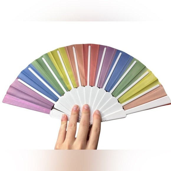 Rainbow Fan (Used - Good Condition) 🌈 - Picture 2 of 4